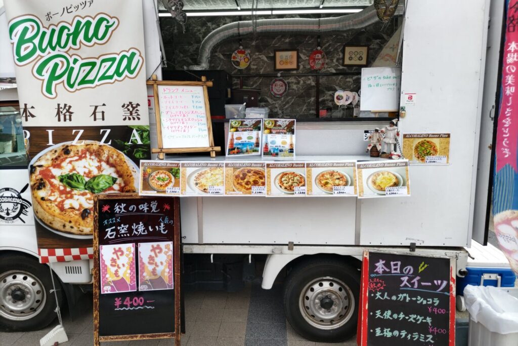 アルコバレーノaのキッチンカー
