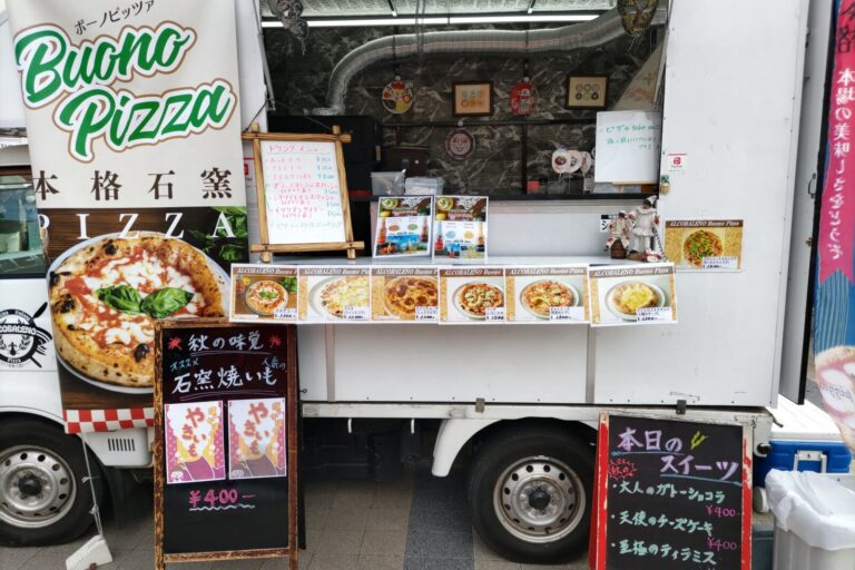 アルコバレーノaのキッチンカー
